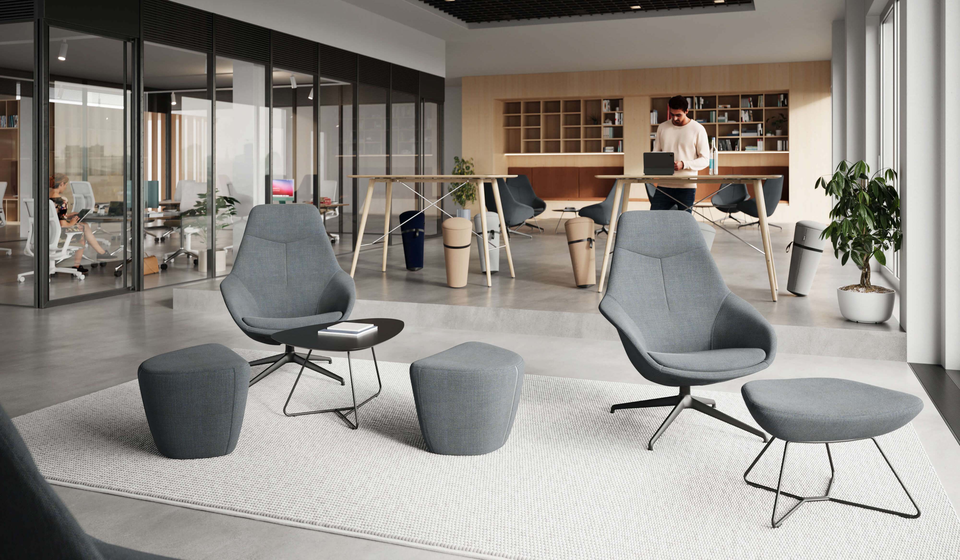 Wilkhahn-Stühle aus dem Programm Yonda Lounge in einem Büro